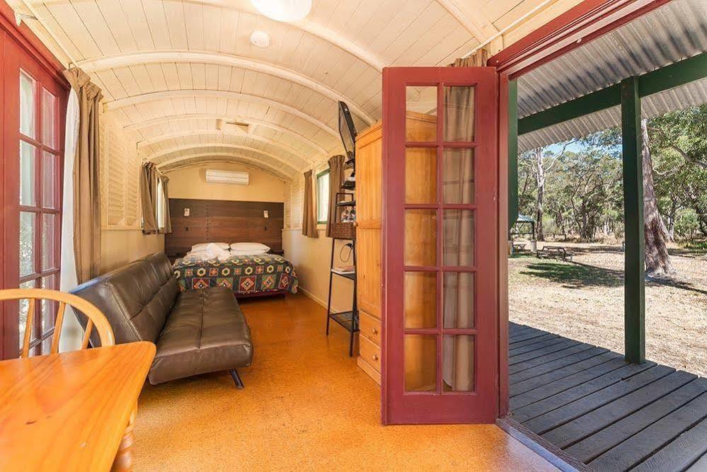 Dunsborough Rail Carriages And Farm Cottages Quindalup 外观 照片